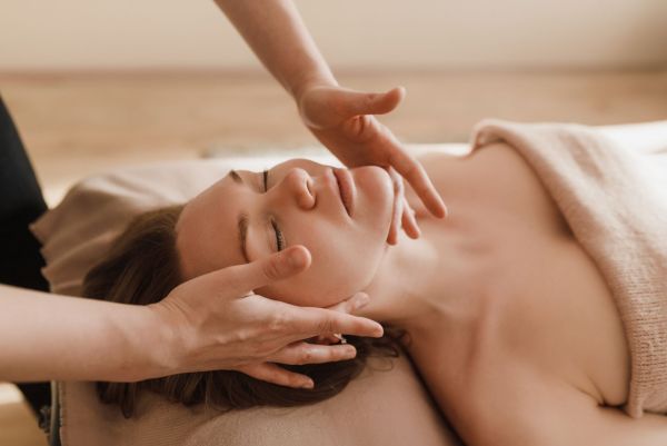 S’offrir des moments de bien-être avec meditation et massage